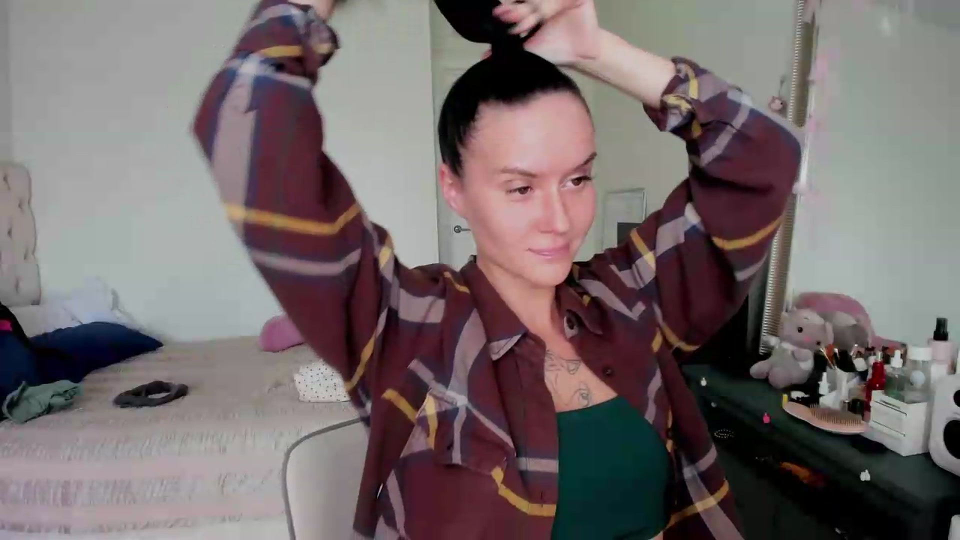 Gallery image thumbnail from Ellaaaa's myfreecams stream on, 09/21/2026, 13:21 image 8 of 20