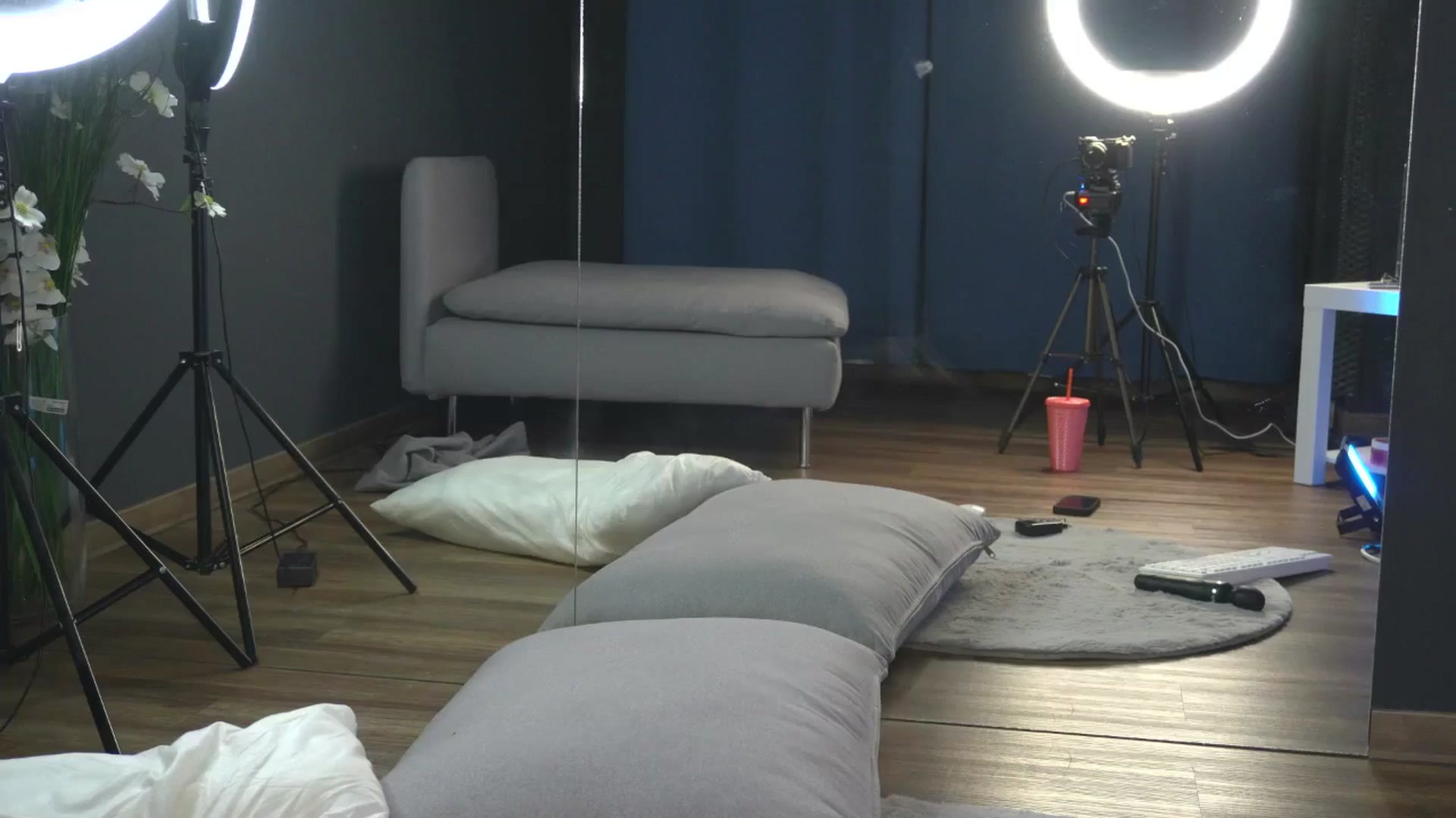 Gallery image thumbnail from Ellaacandy's myfreecams stream on, 04/01/2025, 13:32 image 10 of 20
