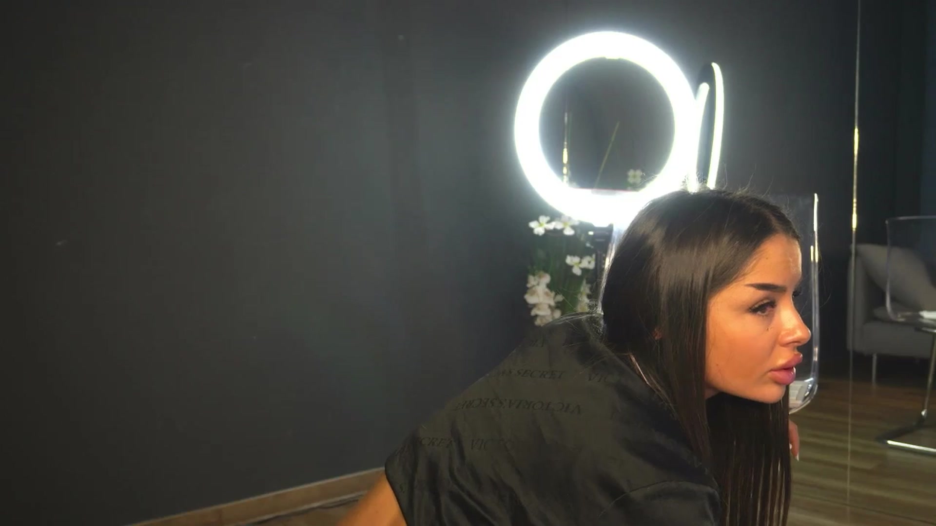 Gallery image thumbnail from Ellaacandy's myfreecams stream on, 04/02/2025, 12:49 image 2 of 20