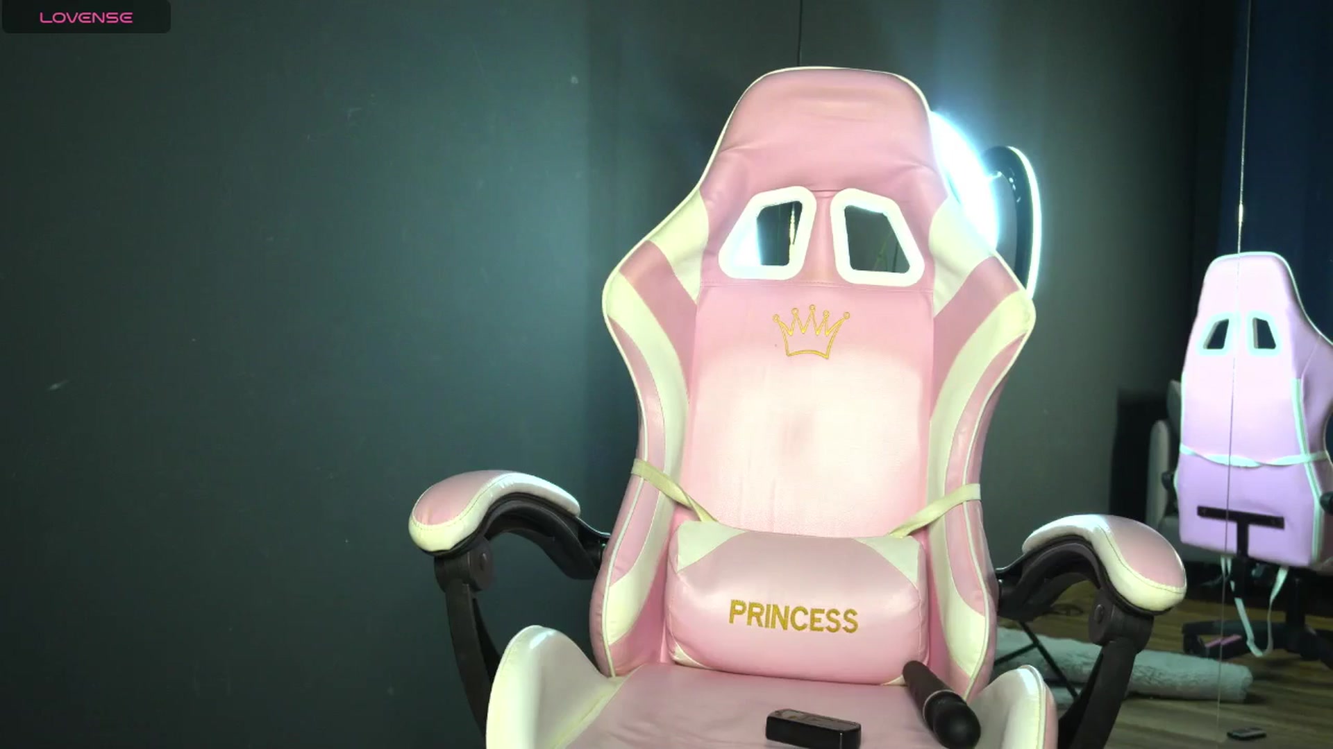 Gallery image thumbnail from Ellaacandy's myfreecams stream on, 04/15/2025, 13:40 image 10 of 20