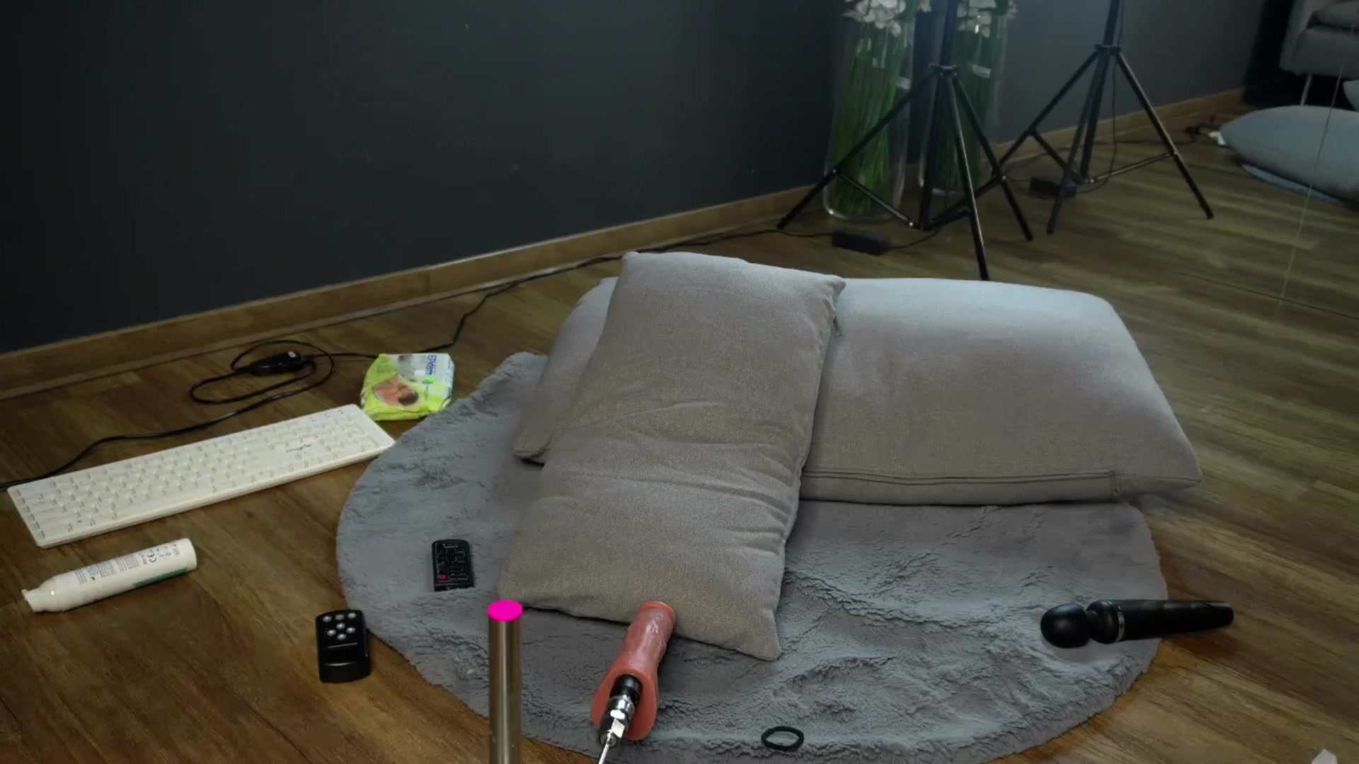 Gallery image thumbnail from Ellaacandy's myfreecams stream on, 04/27/2025, 08:42 image 17 of 20