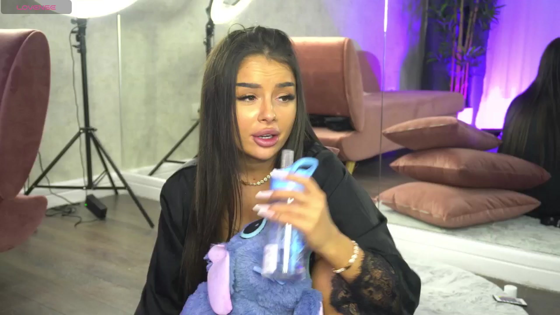 Gallery image thumbnail from Ellaacandy's myfreecams stream on, 05/30/2025, 13:06 image 8 of 20
