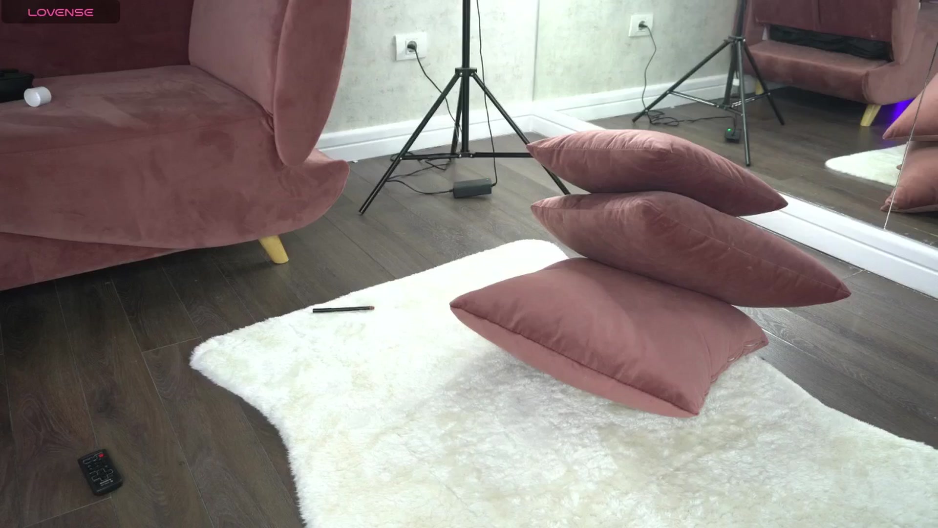 Gallery image thumbnail from Ellaacandy's myfreecams stream on, 06/13/2025, 10:17 image 13 of 20