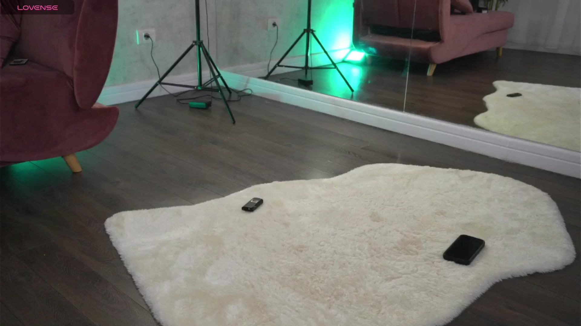 Gallery image thumbnail from Ellaacandy's myfreecams stream on, 06/27/2025, 06:13 image 2 of 20