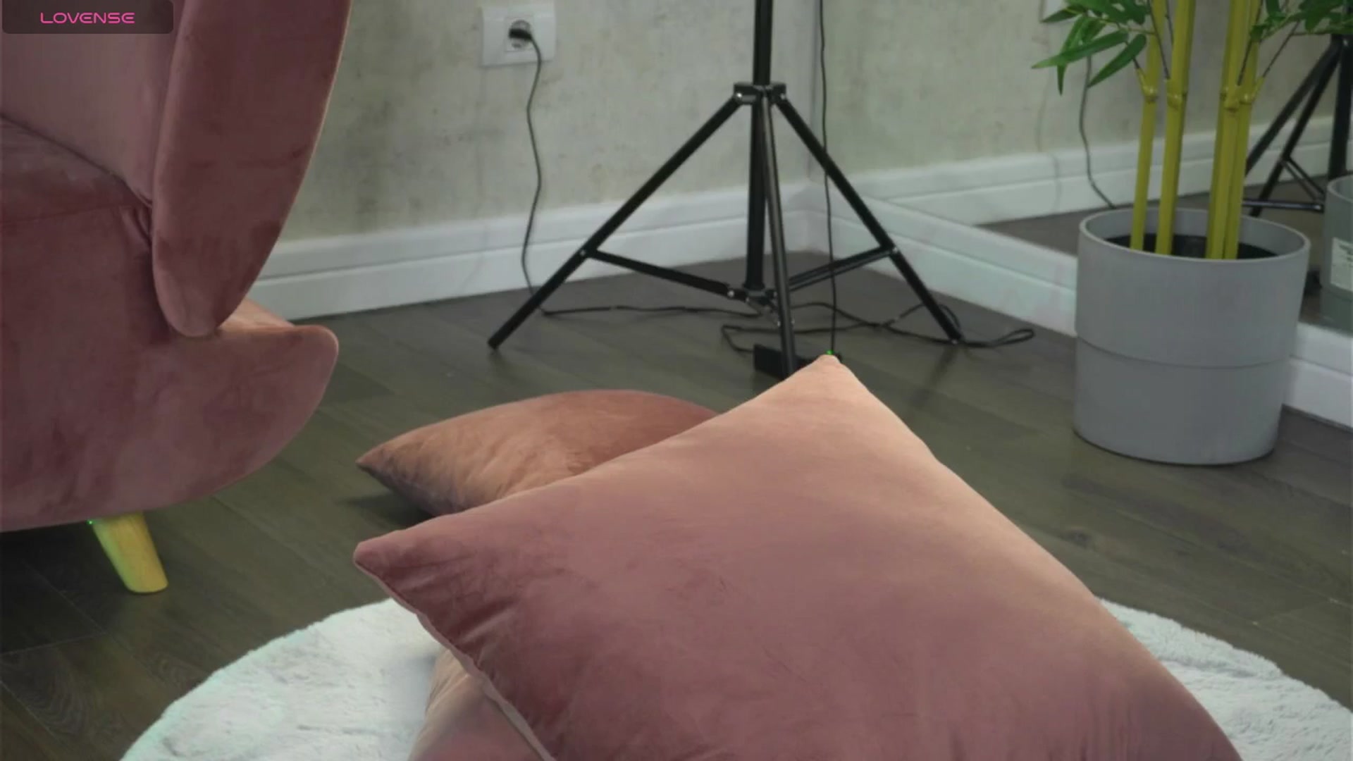 Gallery image thumbnail from Ellaacandy's myfreecams stream on, 07/19/2025, 12:41 image 19 of 20