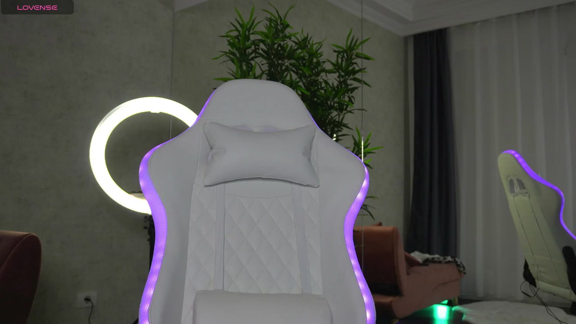 Gallery image thumbnail from Ellaacandy's myfreecams stream on, 07/22/2025, 12:59 image 1 of 20