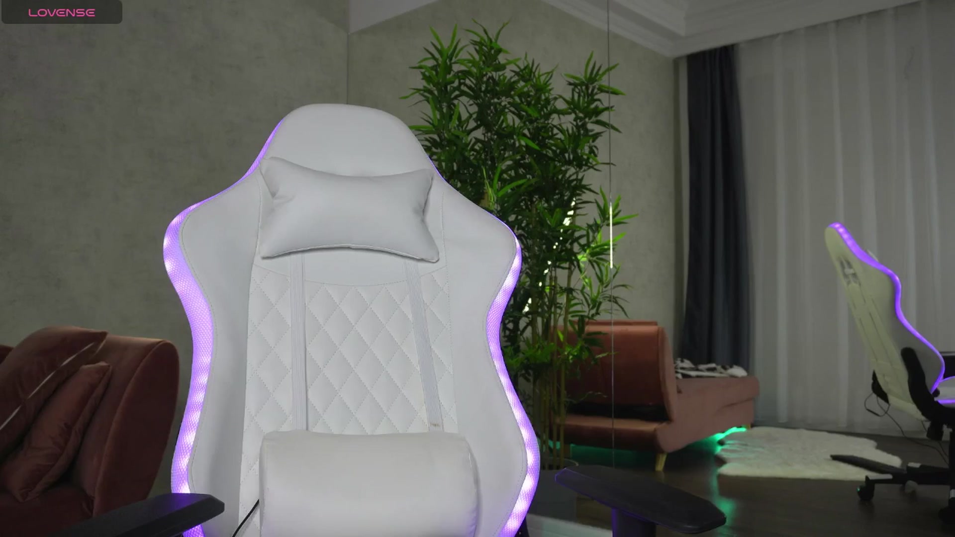 Gallery image thumbnail from Ellaacandy's myfreecams stream on, 07/23/2025, 12:50 image 16 of 20