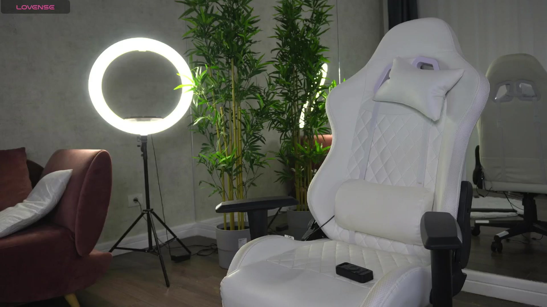 Gallery image thumbnail from Ellaacandy's myfreecams stream on, 08/03/2025, 11:02 image 4 of 20