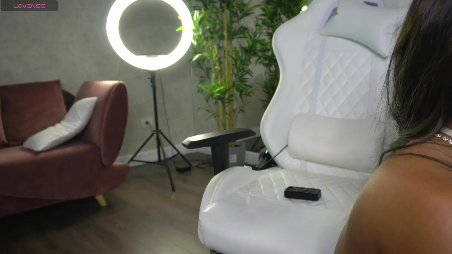 Gallery image thumbnail from Ellaacandy's myfreecams stream on, 08/03/2025, 14:08 image 6 of 20