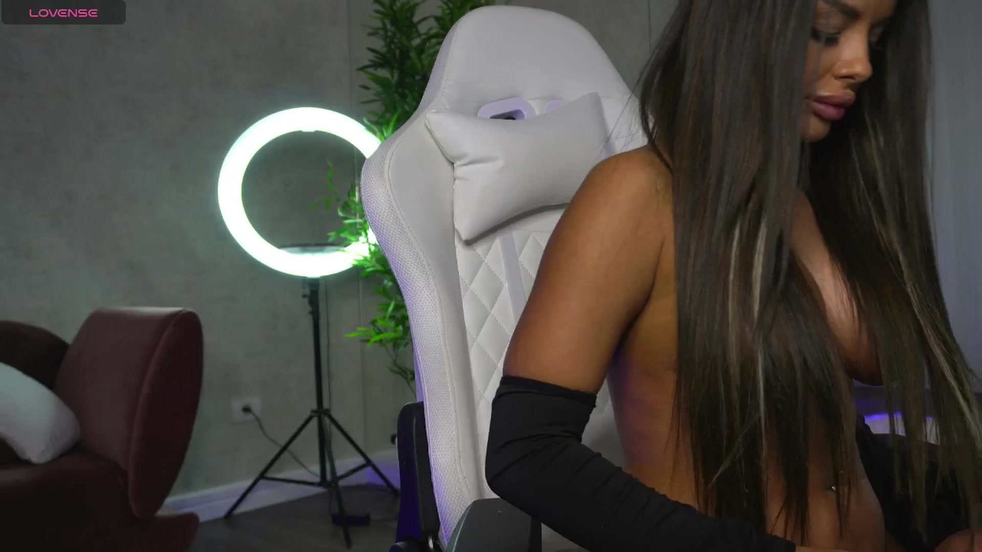Gallery image thumbnail from Ellaacandy's myfreecams stream on, 08/08/2025, 12:08 image 4 of 20