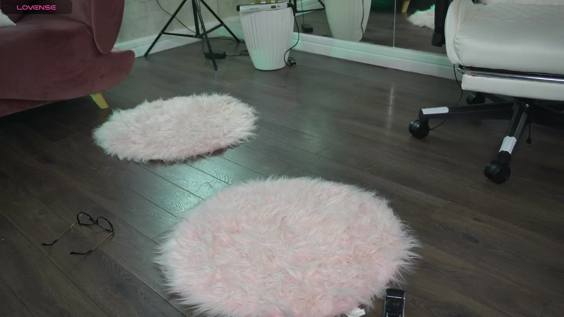 Gallery image thumbnail from Ellaacandy's myfreecams stream on, 08/09/2025, 14:07 image 7 of 20