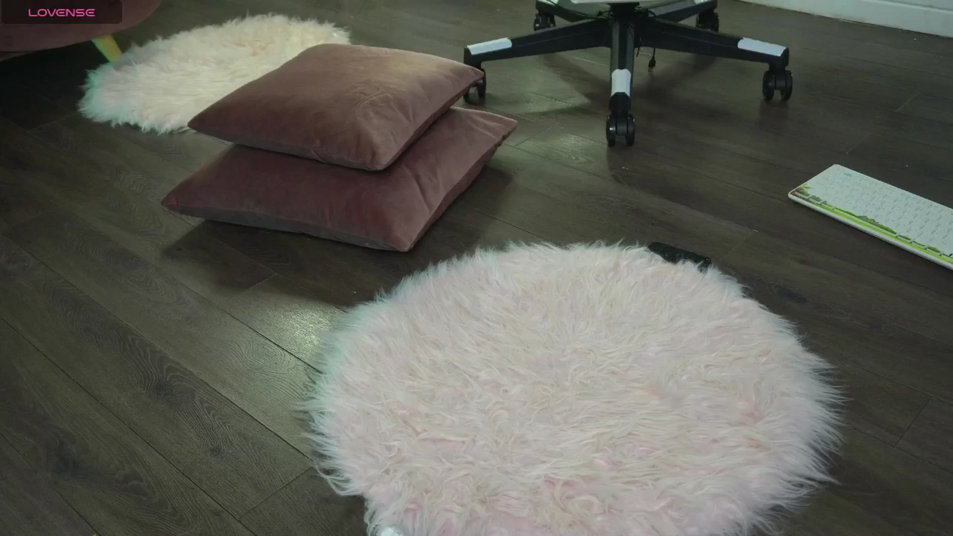 Gallery image thumbnail from Ellaacandy's myfreecams stream on, 08/10/2025, 09:23 image 4 of 20