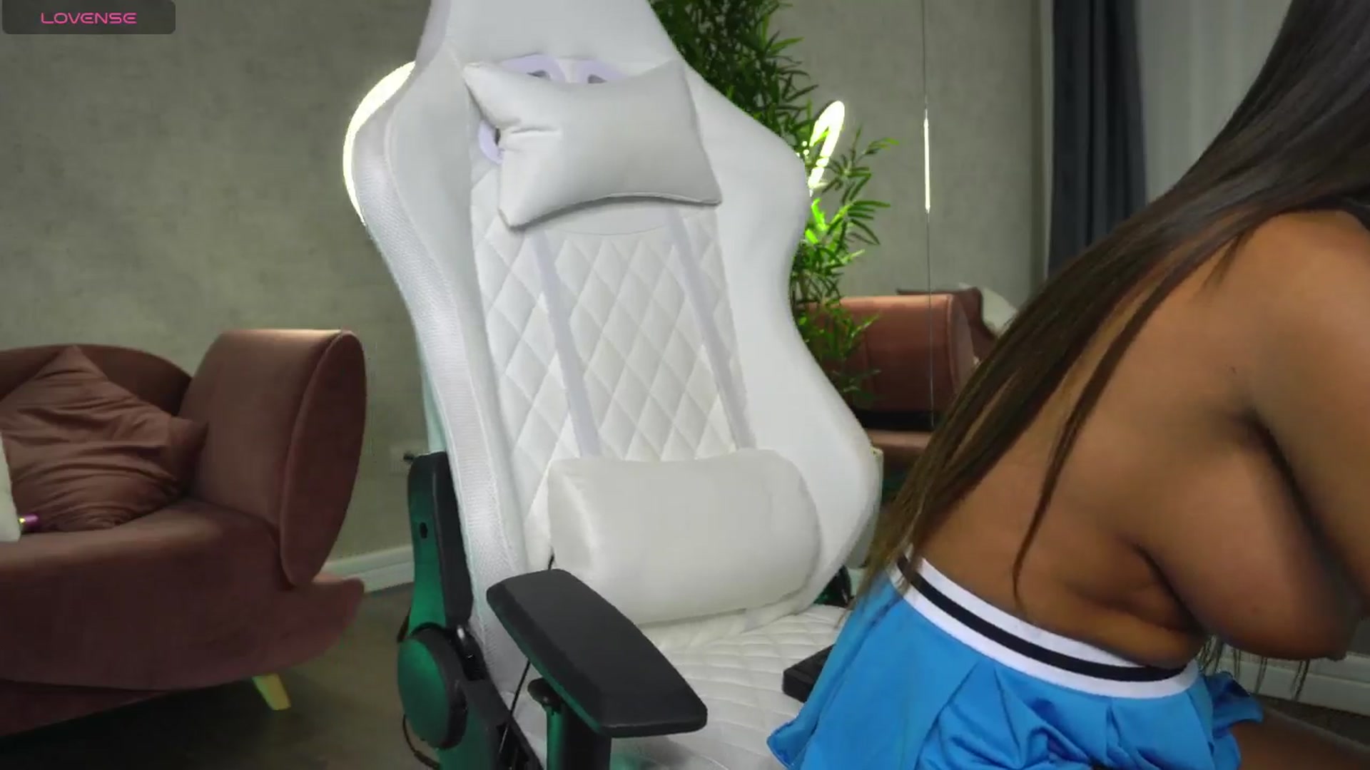 Gallery image thumbnail from Ellaacandy's myfreecams stream on, 08/12/2025, 12:29 image 15 of 20