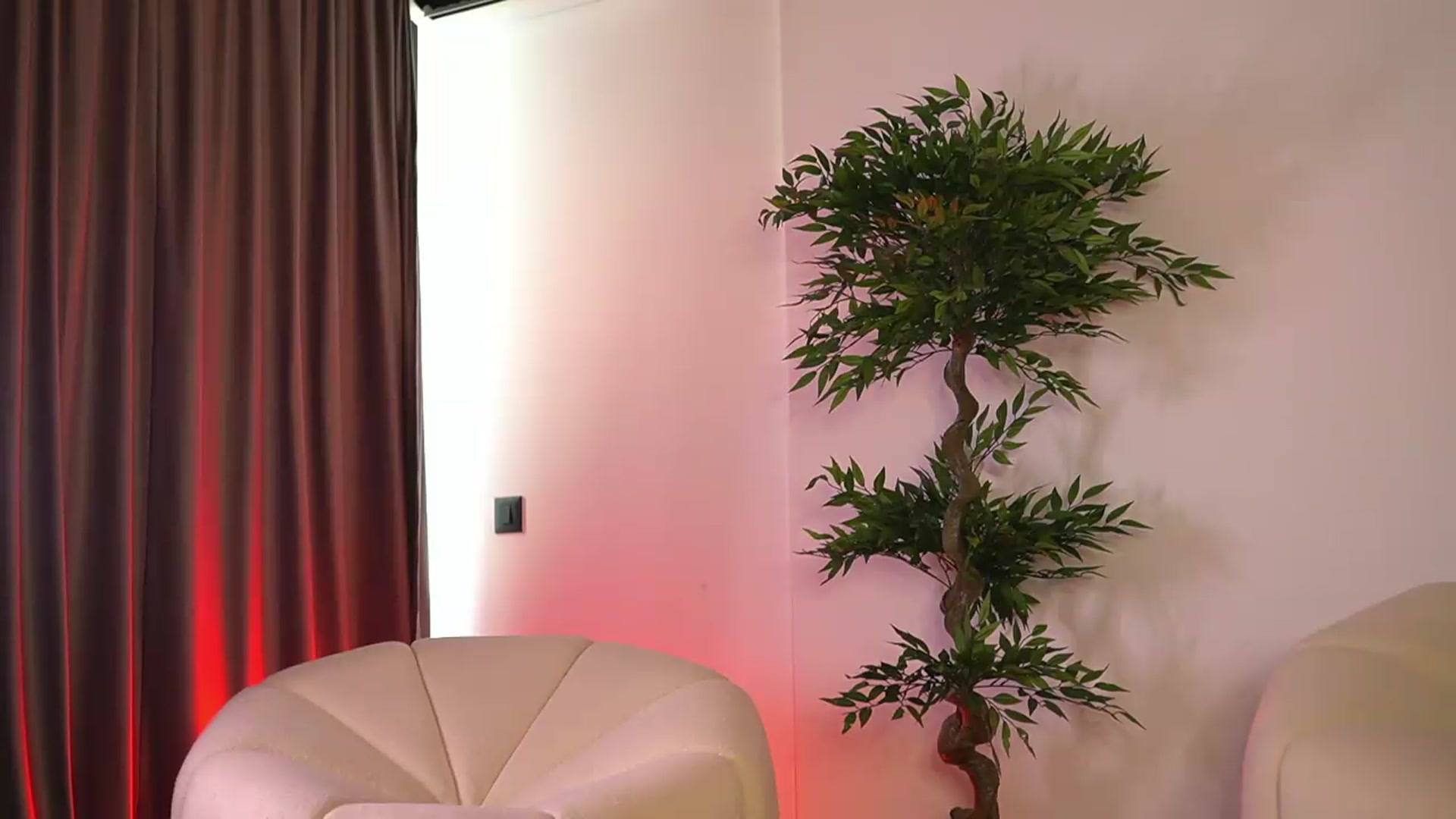 Gallery image thumbnail from Ellaacandy's myfreecams stream on, 08/30/2026, 13:46 image 5 of 20