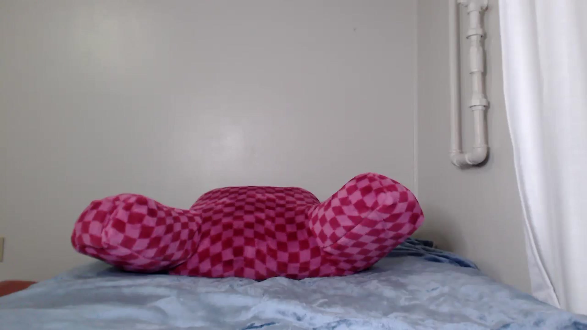 Gallery image thumbnail from Ellavesper's myfreecams stream on, 12/28/2024, 04:13 image 14 of 20