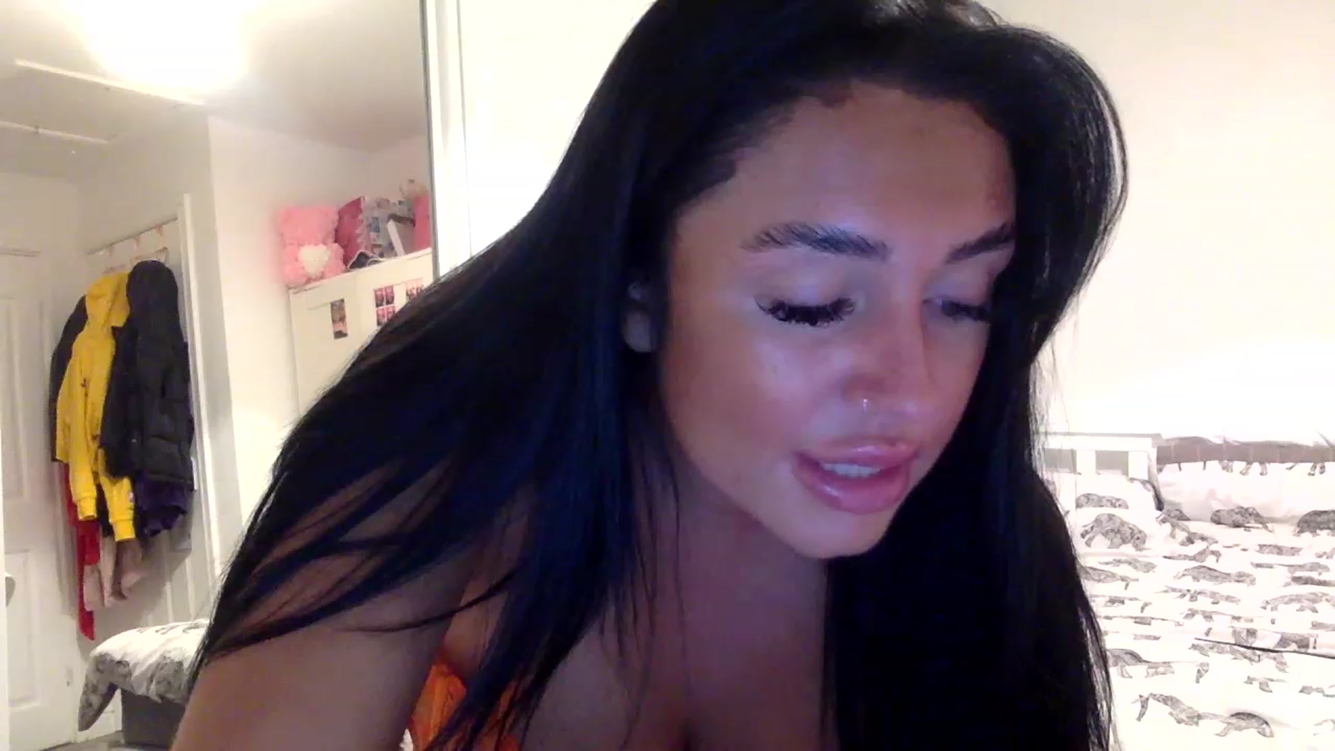 Gallery image thumbnail from ElleBloom's myfreecams stream on, 11/22/2022, 21:25 image 18 of 20