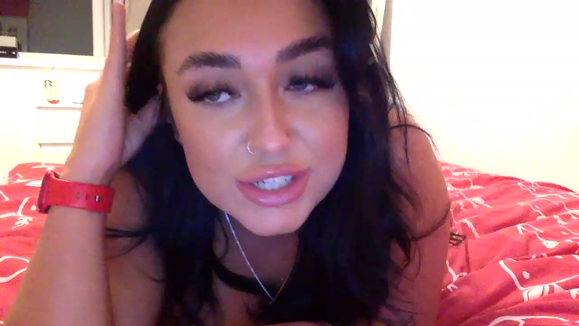 Gallery image thumbnail from ElleBloom's myfreecams stream on, 12/05/2022, 23:09 image 10 of 20