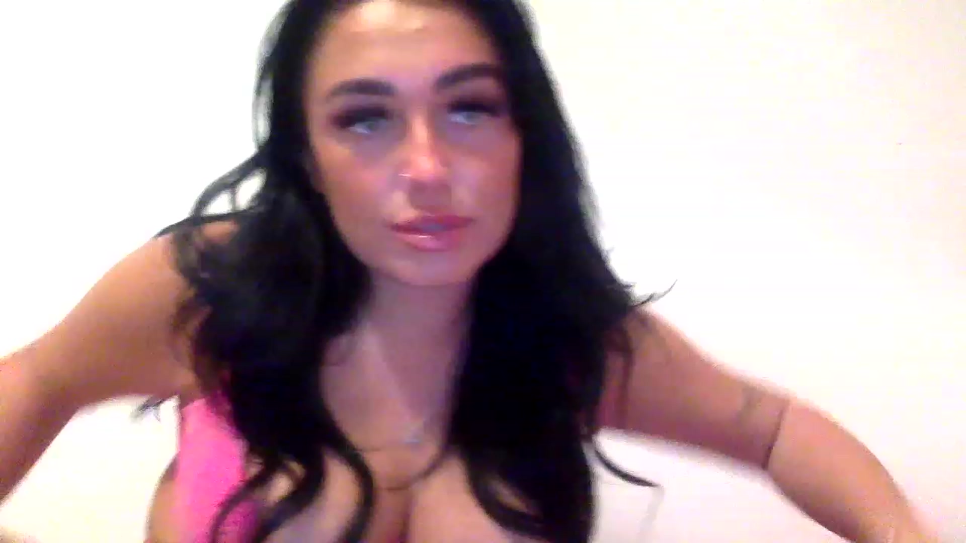 Gallery image thumbnail from ElleBloom's myfreecams stream on, 12/07/2022, 23:14 image 7 of 20