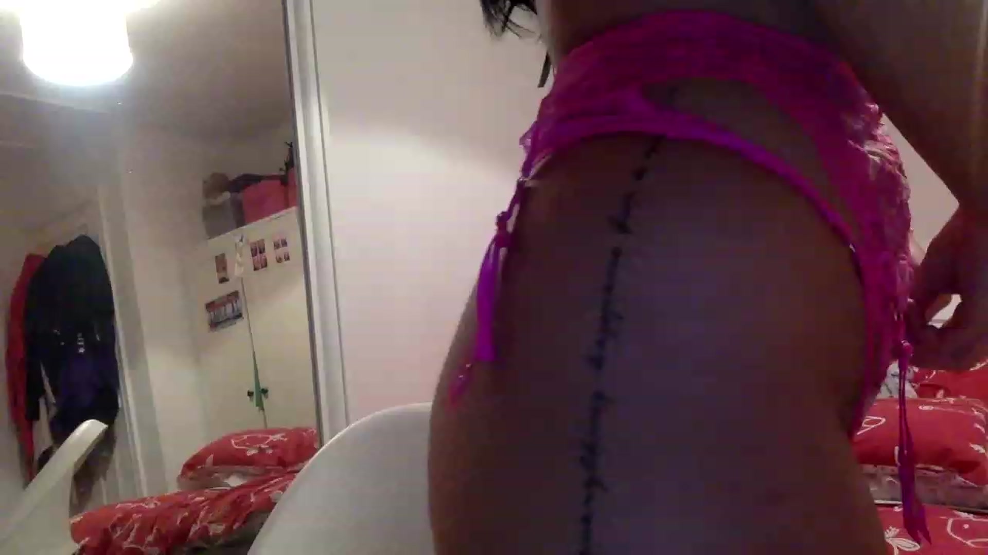 Gallery image thumbnail from ElleBloom's myfreecams stream on, 12/07/2022, 23:14 image 13 of 20