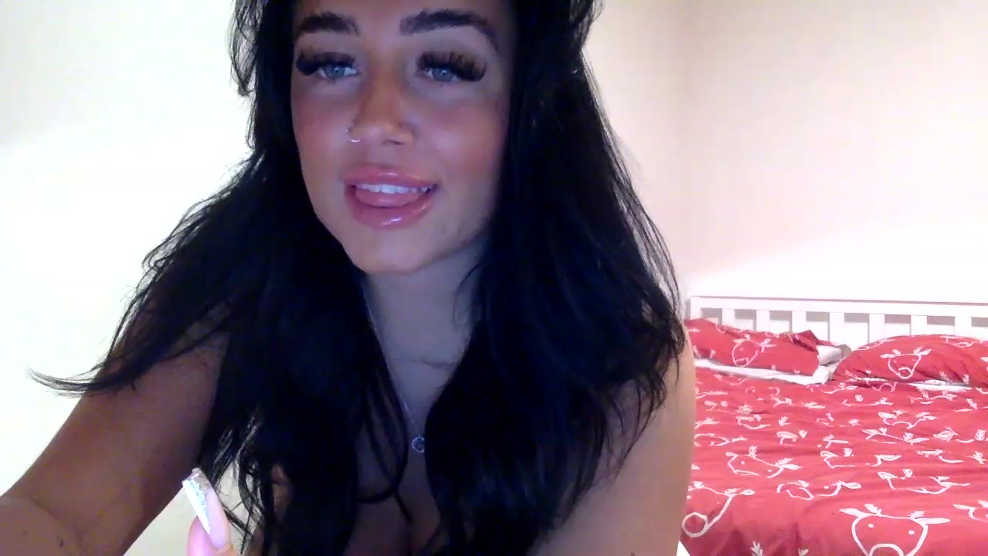 Gallery image thumbnail from ElleBloom's myfreecams stream on, 12/19/2022, 22:39 image 15 of 20