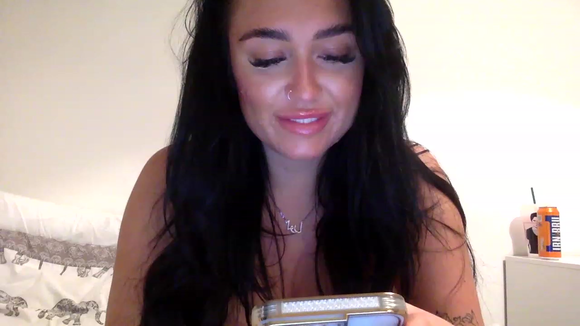 Gallery image thumbnail from ElleBloom's myfreecams stream on, 01/30/2023, 21:50 image 17 of 20