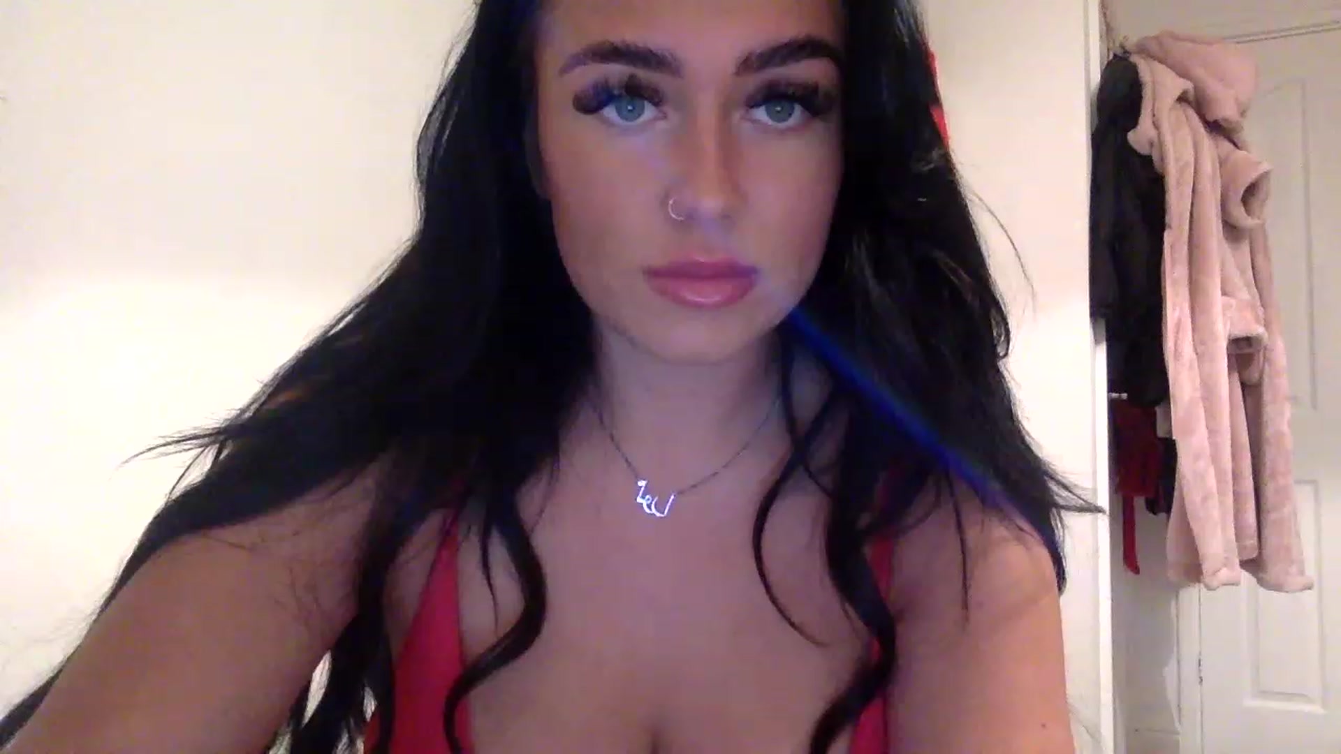 Gallery image thumbnail from ElleBloom's myfreecams stream on, 02/07/2023, 20:07 image 10 of 20
