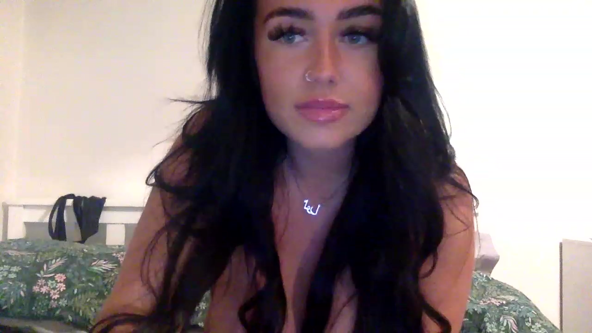 Gallery image thumbnail from ElleBloom's myfreecams stream on, 02/07/2023, 21:37 image 7 of 20