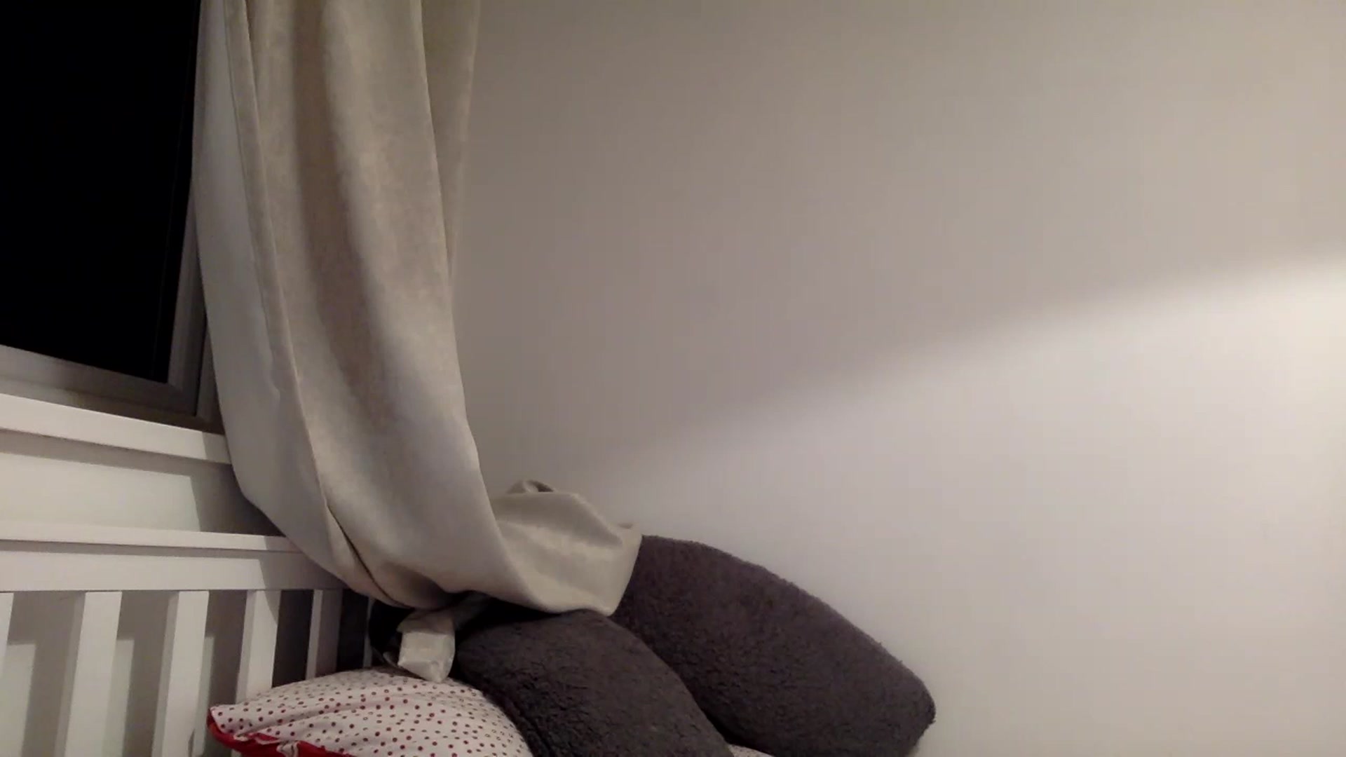 Gallery image thumbnail from ElleBloom's myfreecams stream on, 03/27/2023, 20:43 image 19 of 20