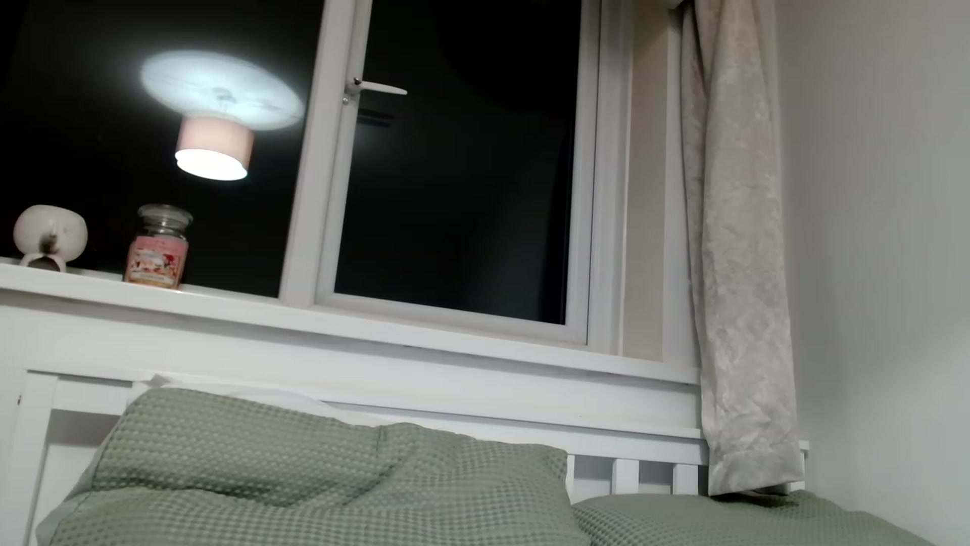 Gallery image thumbnail from ElleBloom's myfreecams stream on, 05/05/2023, 24:05 image 15 of 20