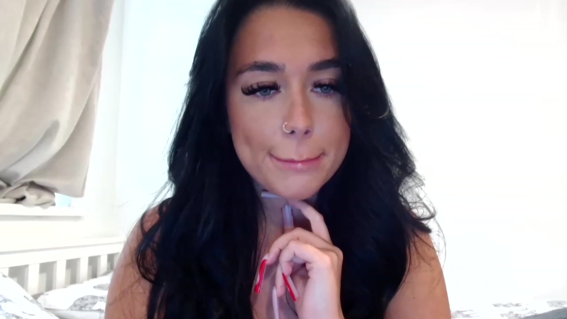 Gallery image thumbnail from ElleBloom's myfreecams stream on, 05/22/2023, 15:02 image 12 of 20