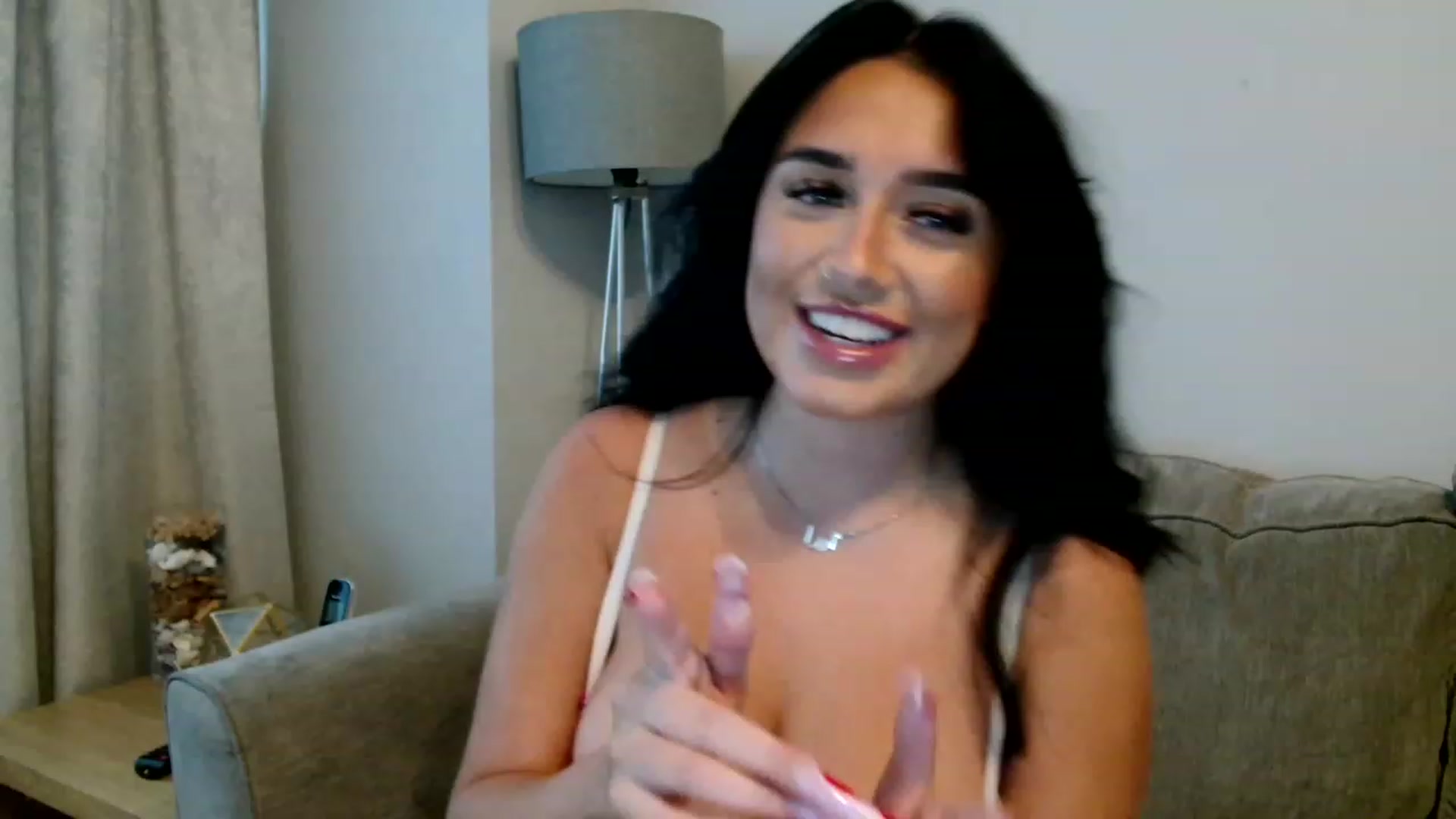 Gallery image thumbnail from ElleBloom's myfreecams stream on, 05/31/2023, 20:48 image 1 of 20