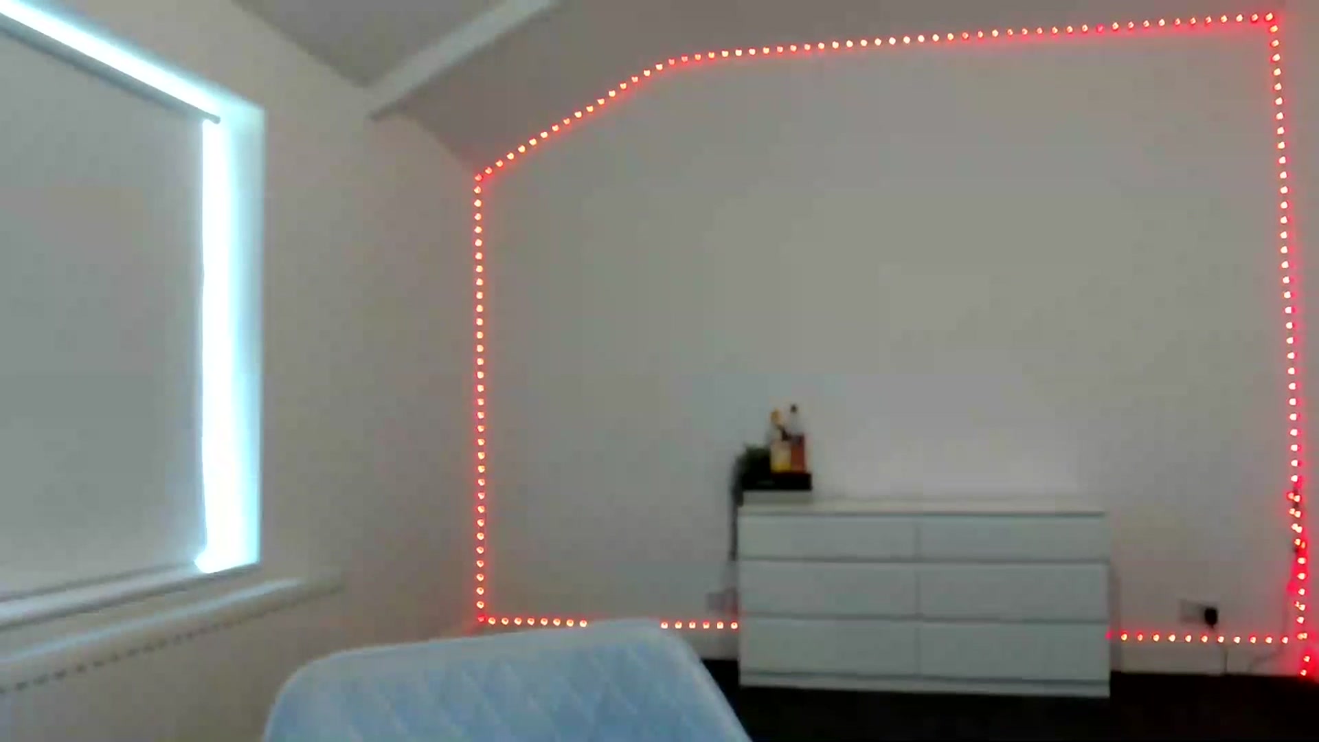Gallery image thumbnail from ElleBloom's myfreecams stream on, 06/29/2023, 19:30 image 12 of 20