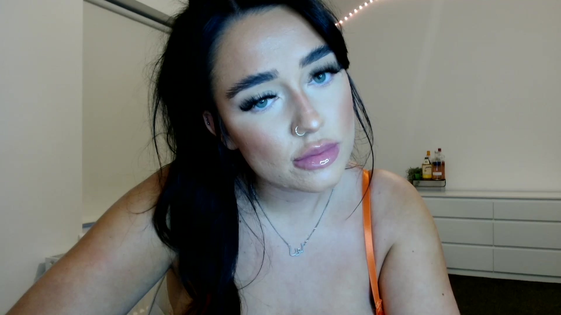 Gallery image thumbnail from ElleBloom's myfreecams stream on, 07/04/2023, 22:04 image 8 of 20