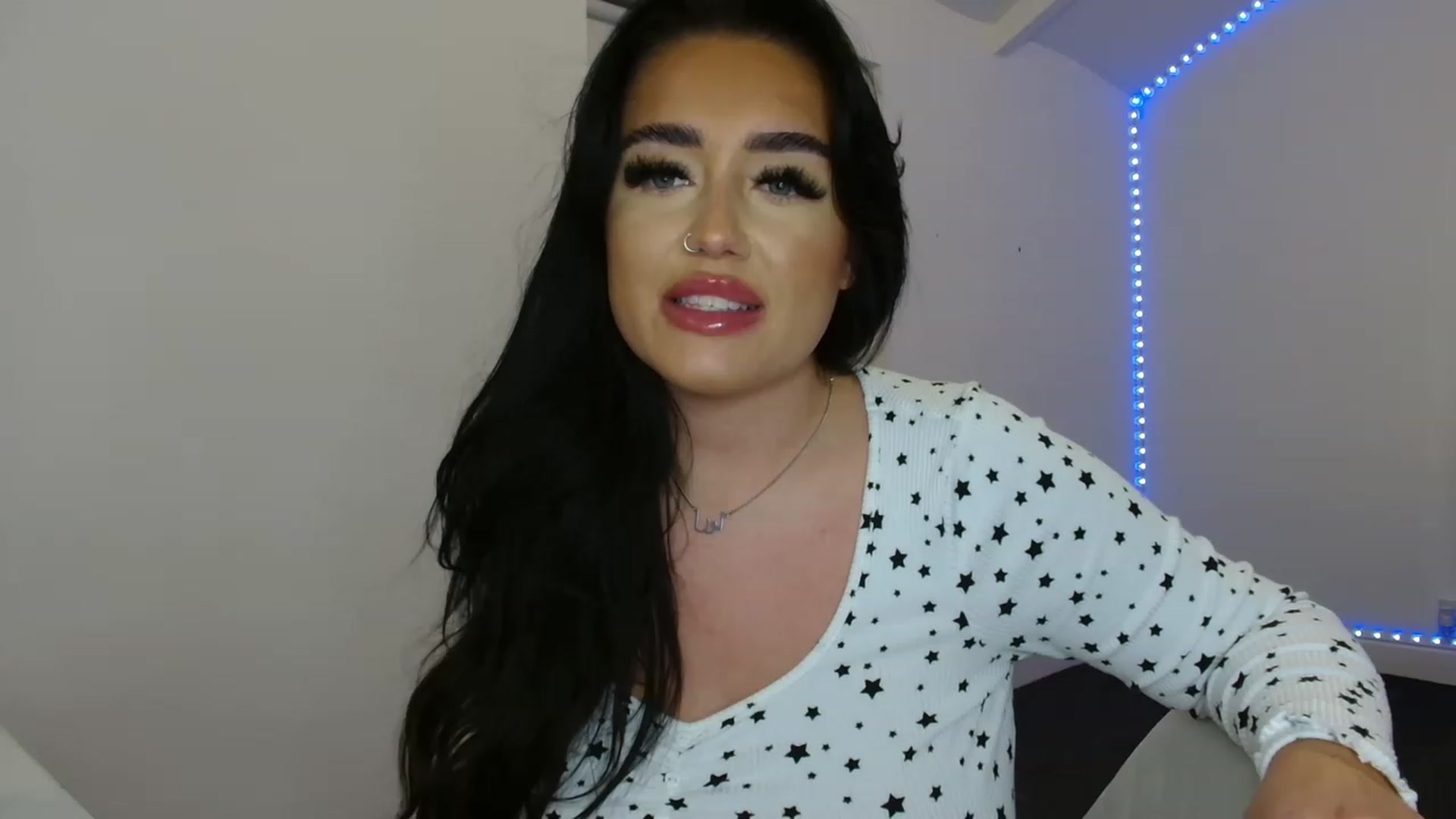 Gallery image thumbnail from ElleBloom's myfreecams stream on, 07/24/2023, 23:30 image 20 of 20