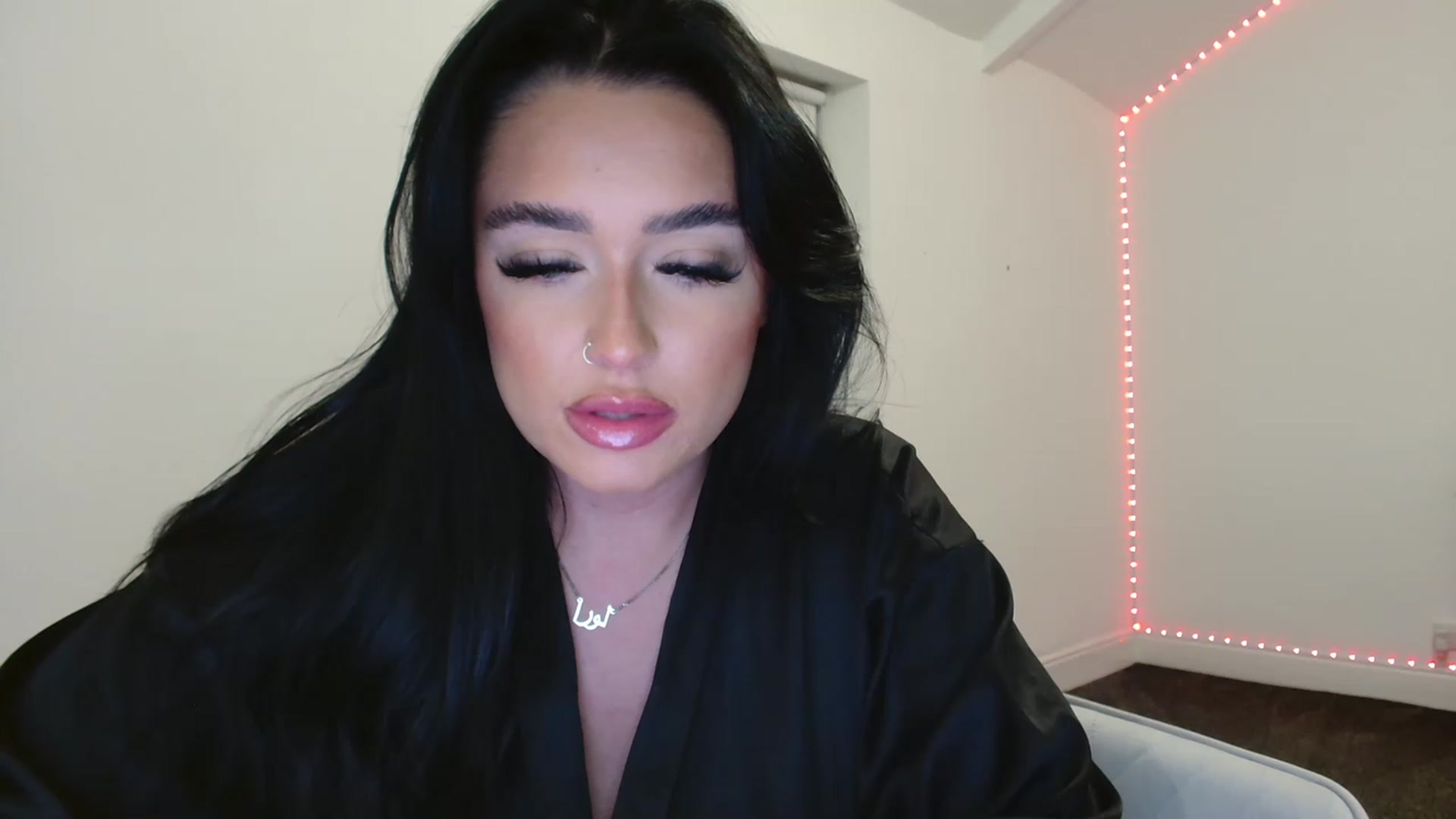 Gallery image thumbnail from ElleBloom's myfreecams stream on, 08/07/2023, 22:51 image 2 of 20