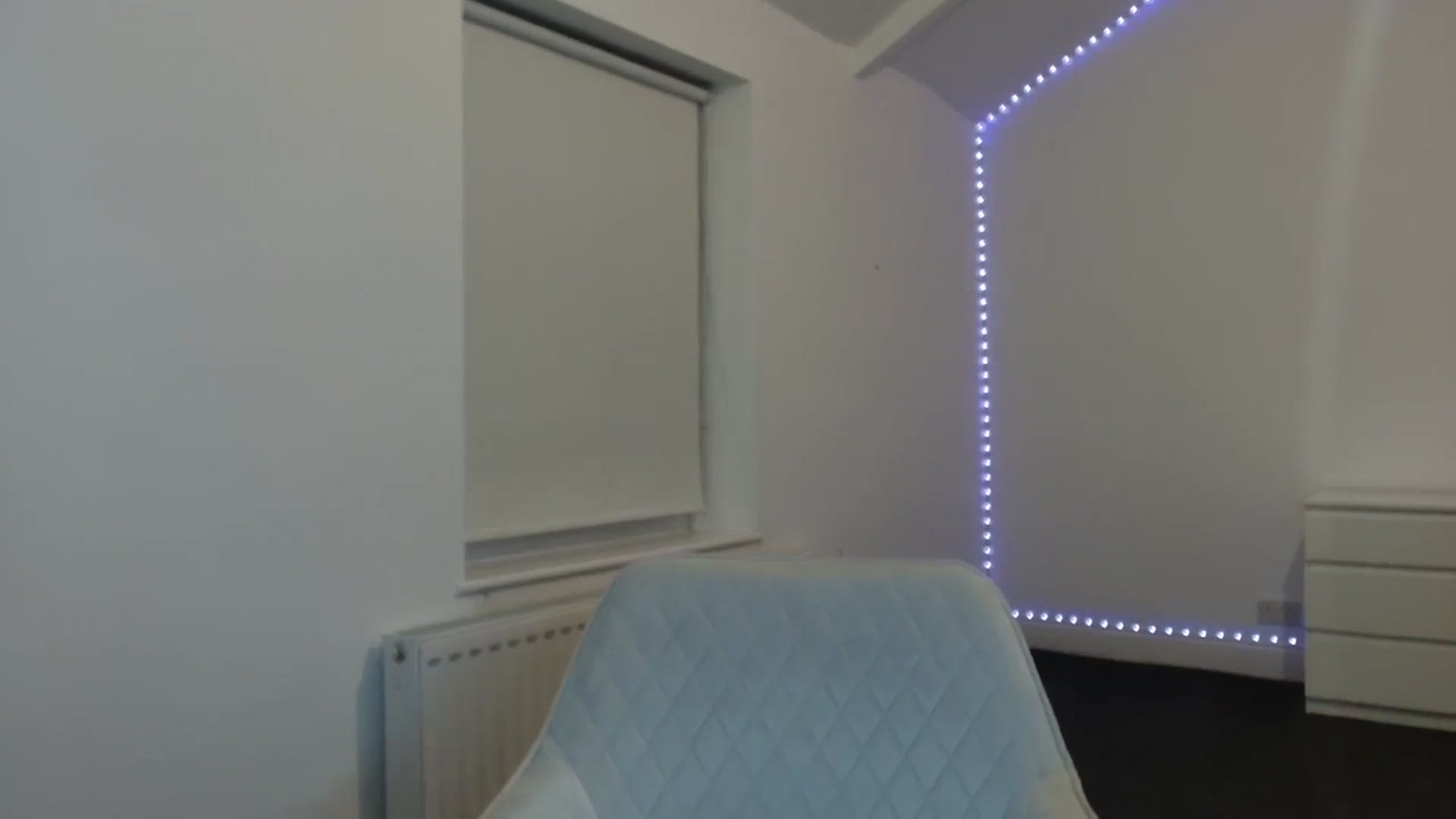Gallery image thumbnail from ElleBloom's myfreecams stream on, 09/04/2023, 22:01 image 18 of 20