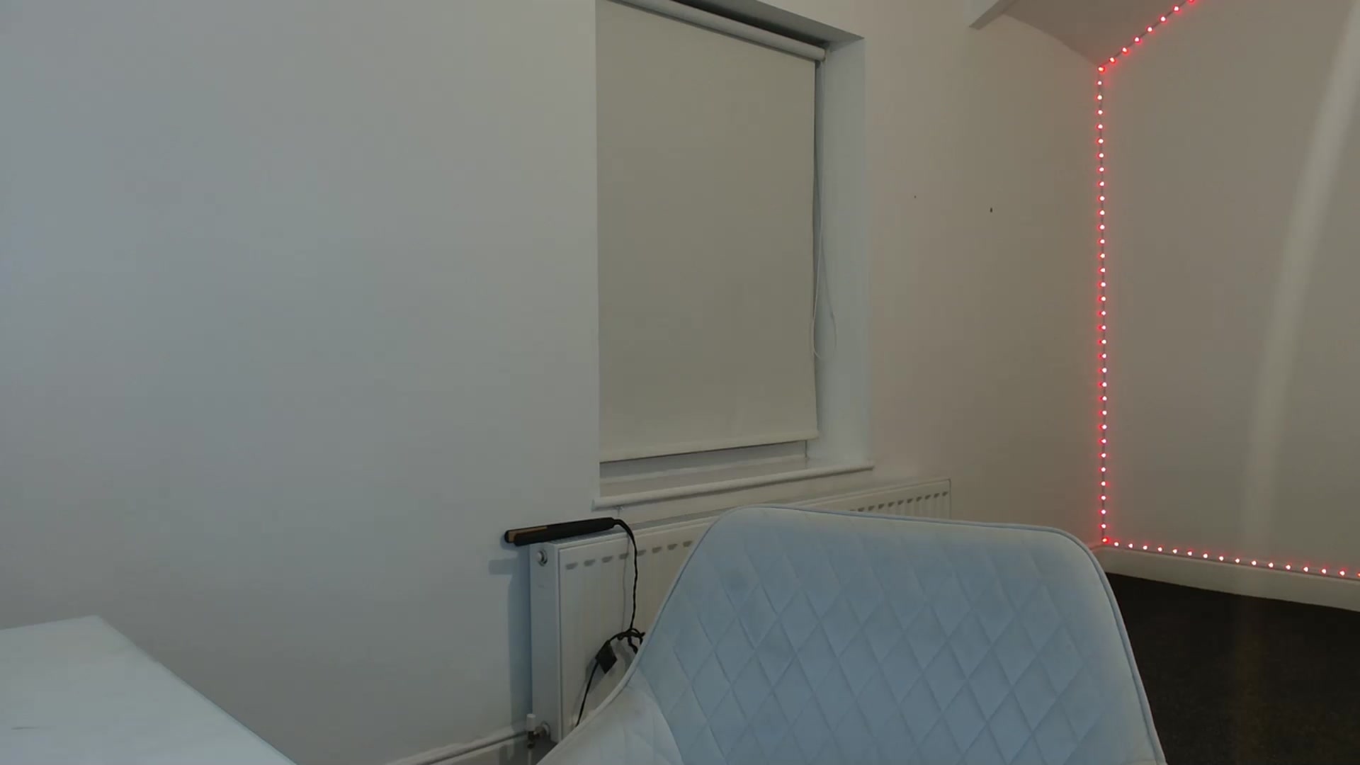 Gallery image thumbnail from ElleBloom's myfreecams stream on, 09/20/2023, 22:24 image 15 of 20