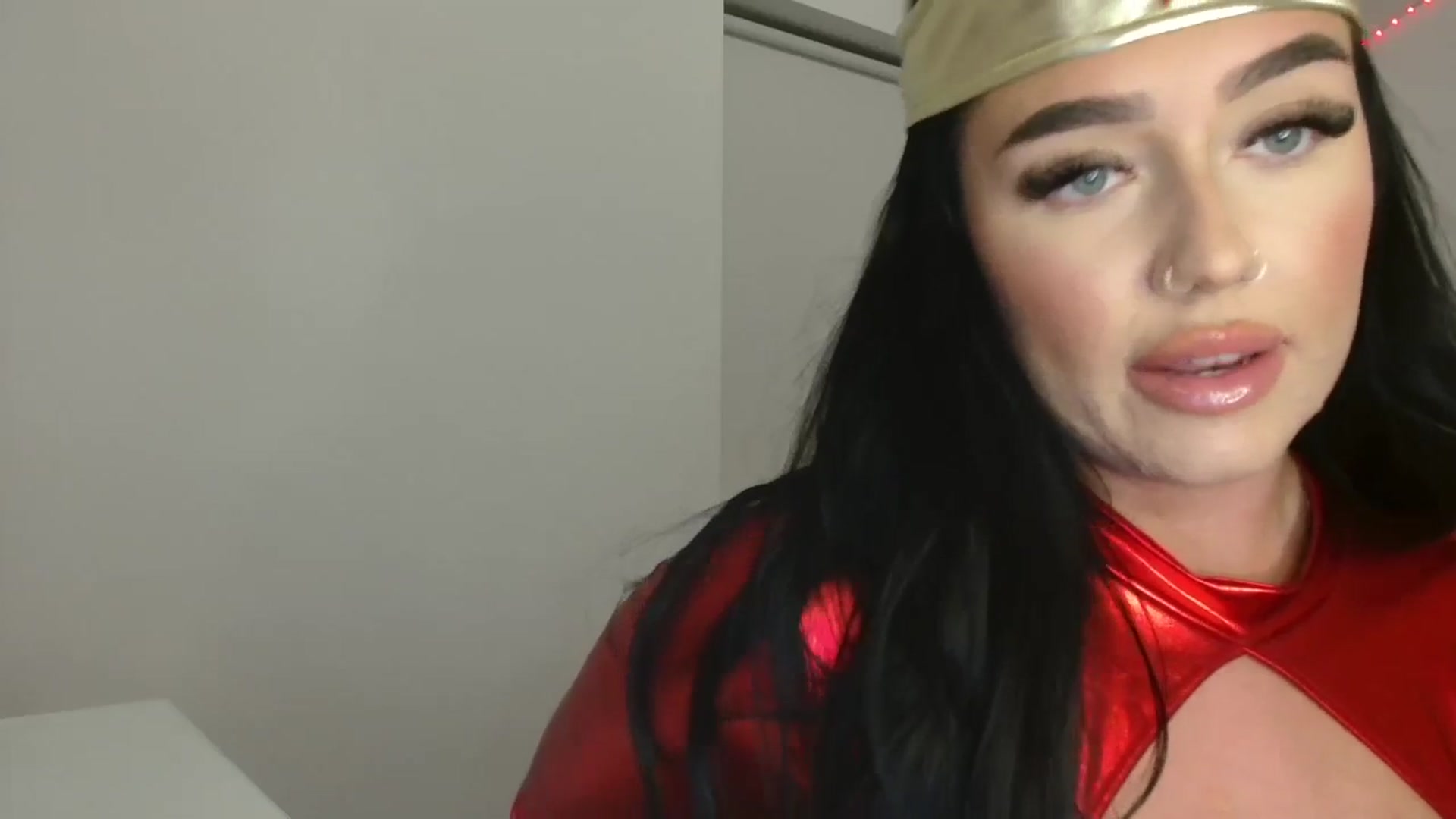 Gallery image thumbnail from ElleBloom's myfreecams stream on, 10/27/2023, 21:56 image 6 of 20