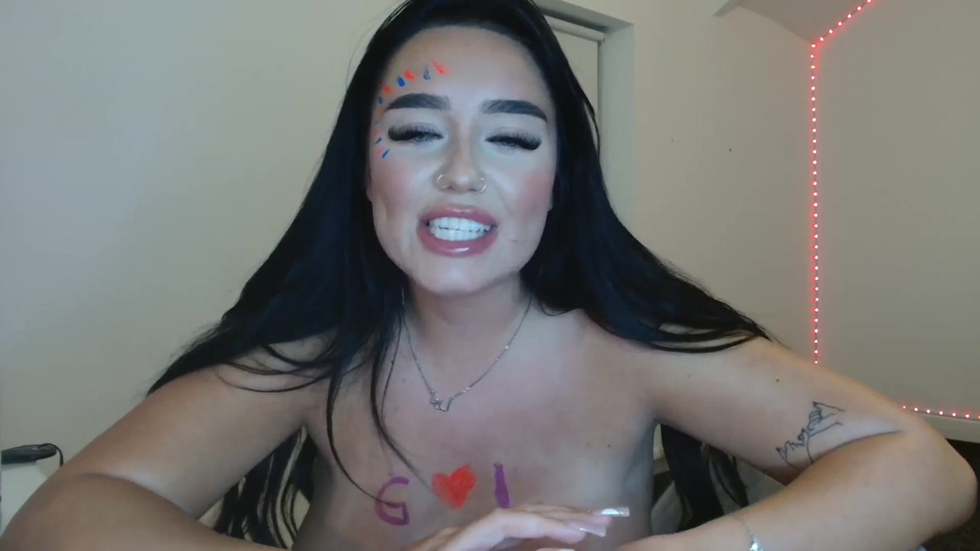 Gallery image thumbnail from ElleBloom's myfreecams stream on, 10/27/2023, 22:59 image 15 of 20