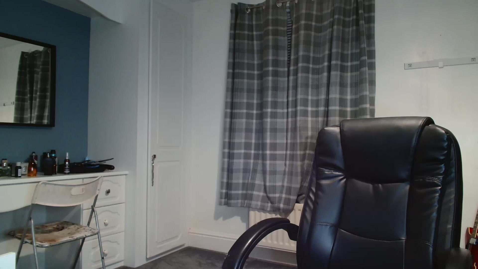 Gallery image thumbnail from ElleBloom's myfreecams stream on, 04/08/2024, 21:11 image 13 of 20
