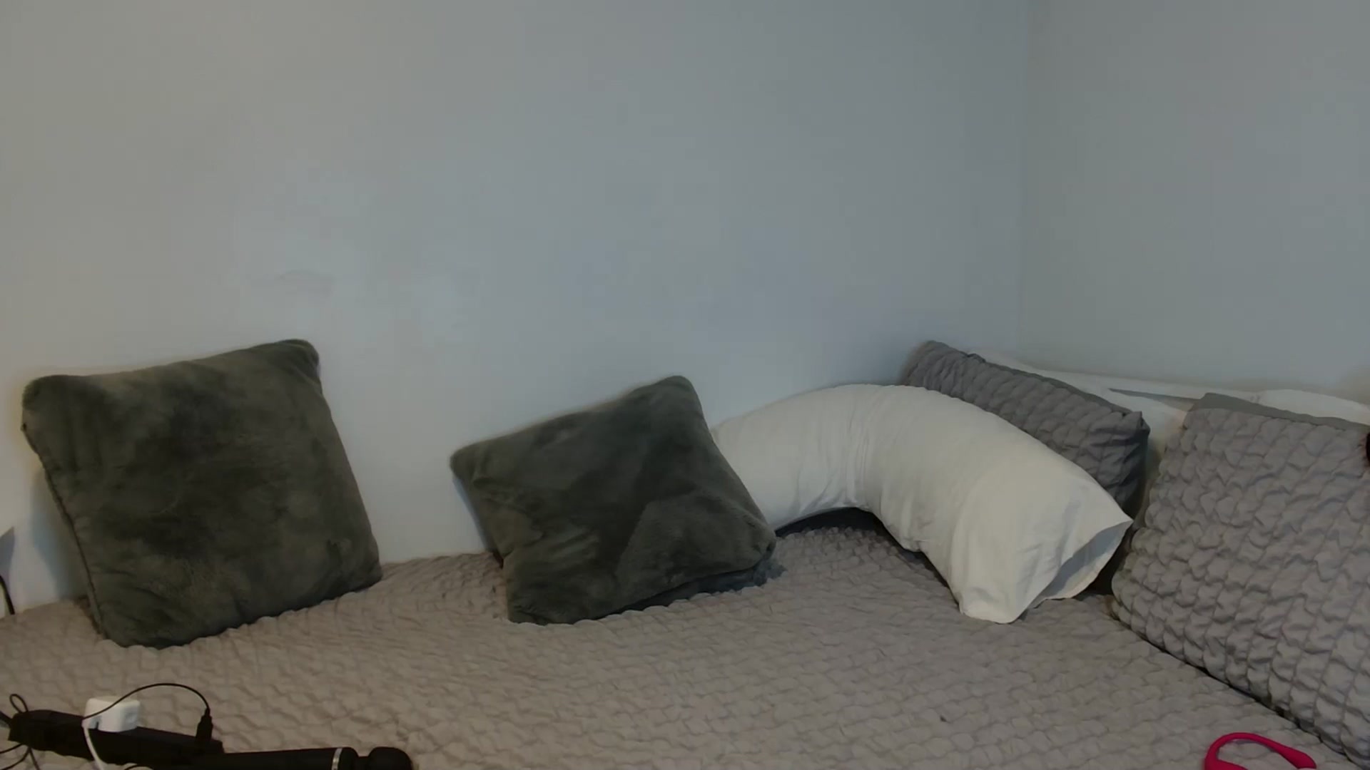 Gallery image thumbnail from ElleBloom's myfreecams stream on, 06/06/2024, 20:39 image 8 of 20