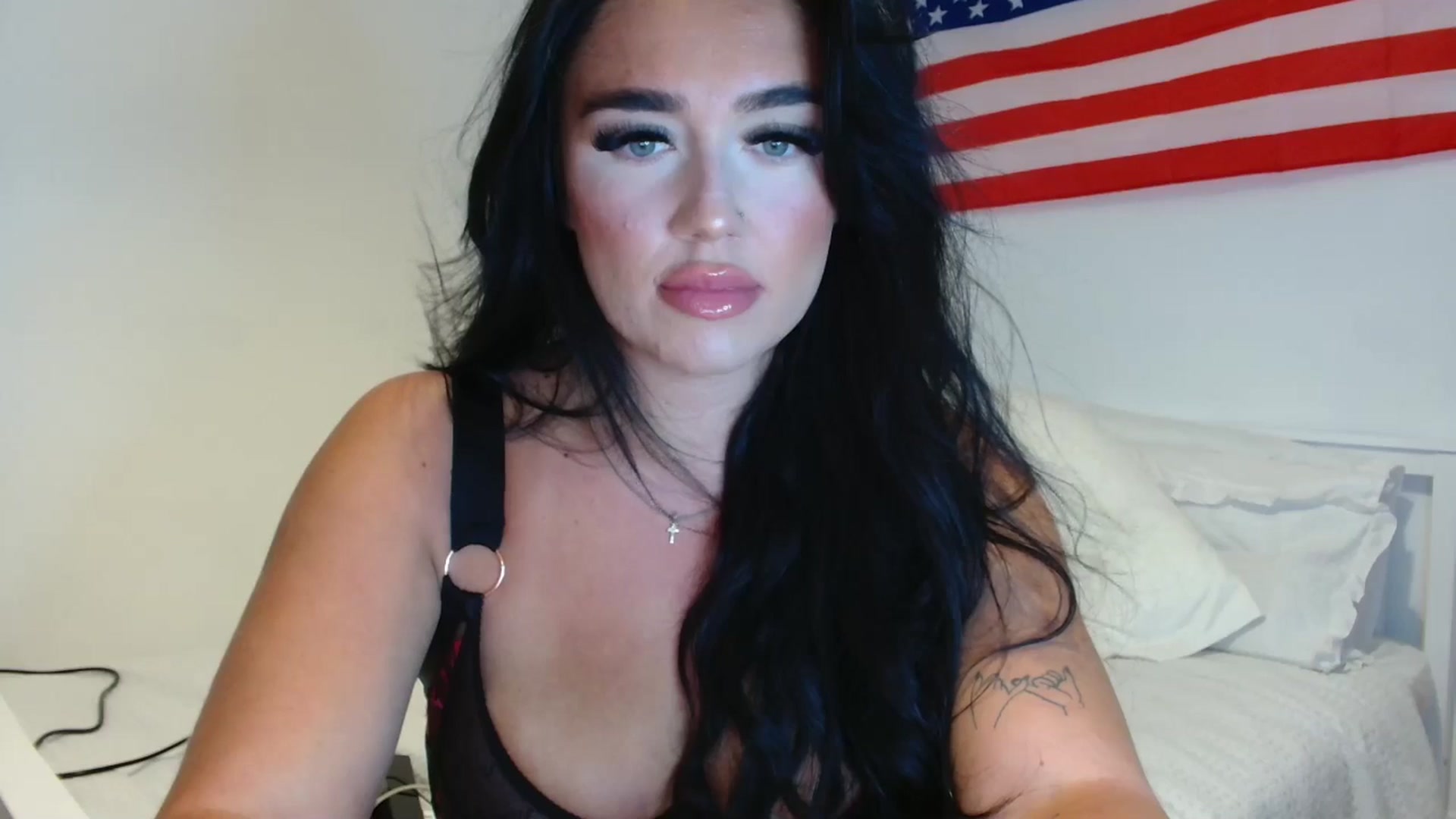 Gallery image thumbnail from ElleBloom's myfreecams stream on, 07/09/2024, 20:36 image 20 of 20
