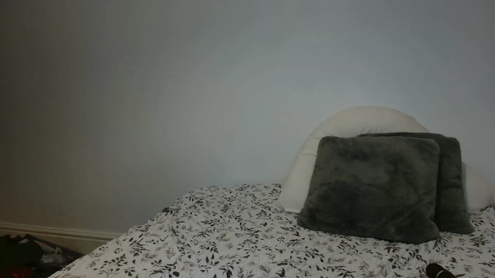 Gallery image thumbnail from ElleBloom's myfreecams stream on, 08/09/2024, 14:51 image 16 of 20