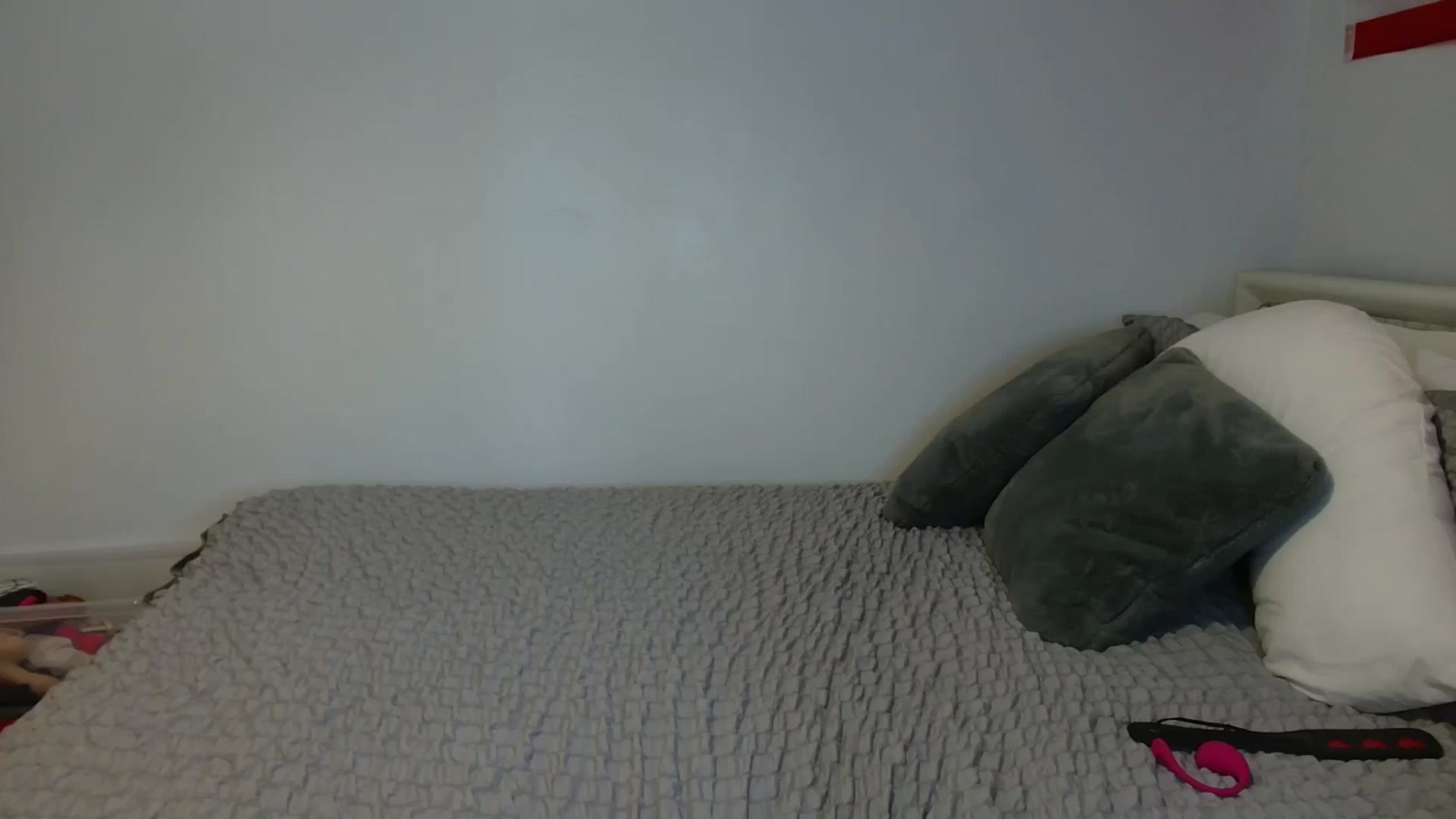 Gallery image thumbnail from ElleBloom's myfreecams stream on, 08/22/2024, 14:27 image 12 of 20