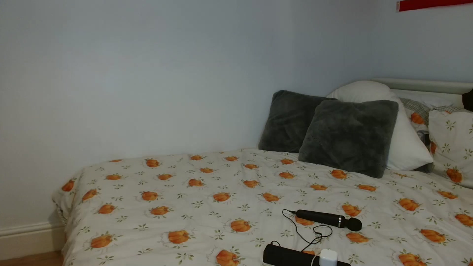 Gallery image thumbnail from ElleBloom's myfreecams stream on, 10/21/2024, 20:38 image 11 of 20