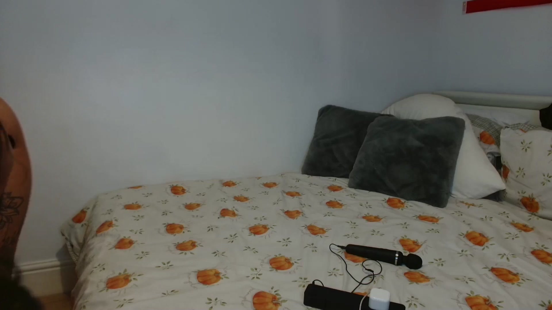 Gallery image thumbnail from ElleBloom's myfreecams stream on, 10/21/2024, 20:38 image 9 of 20