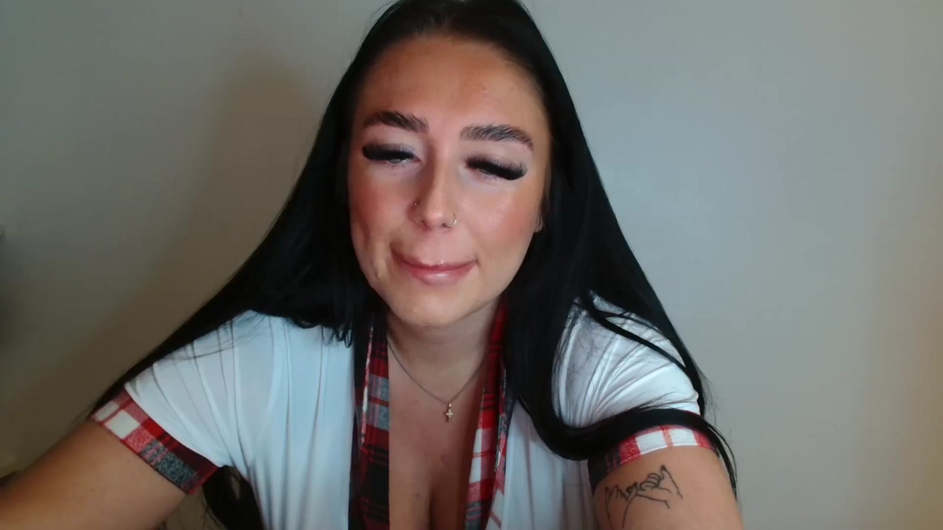 Gallery image thumbnail from ElleBloom's myfreecams stream on, 10/24/2024, 16:50 image 10 of 20