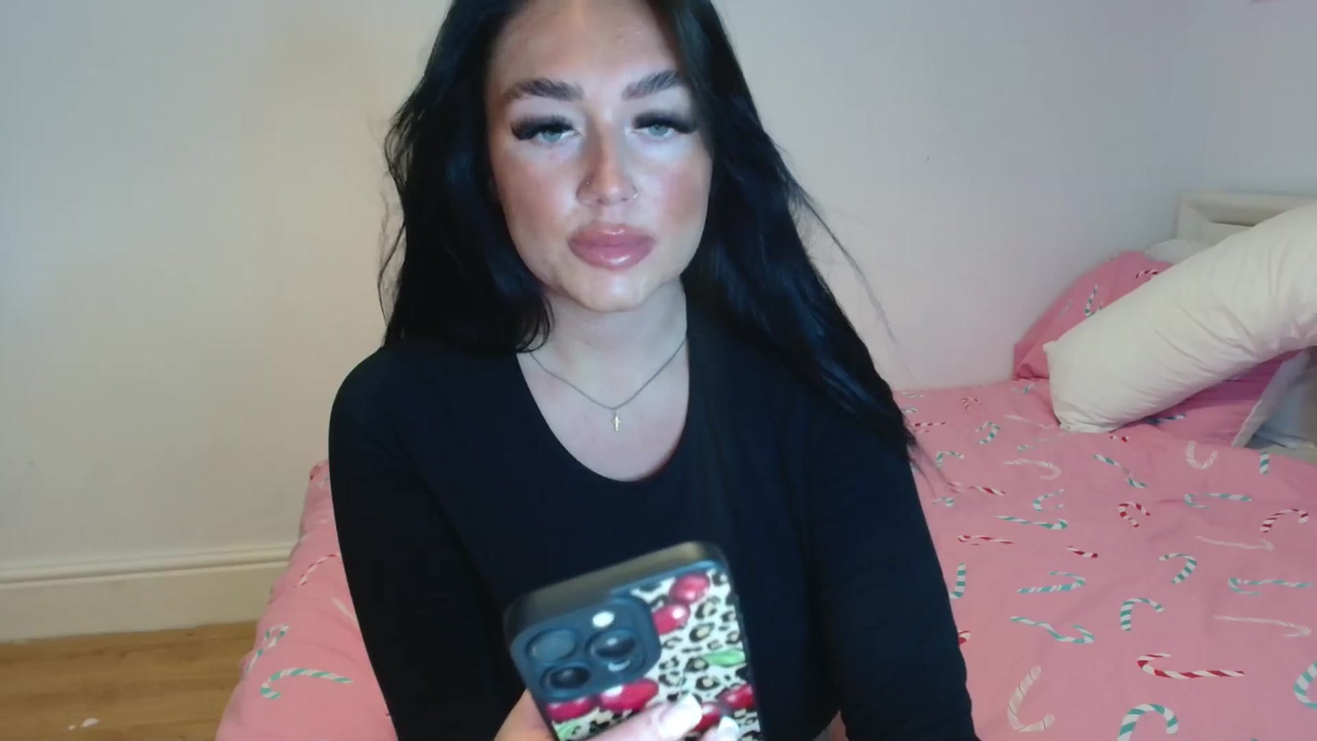 Gallery image thumbnail from ElleBloom's myfreecams stream on, 11/03/2024, 20:08 image 6 of 20