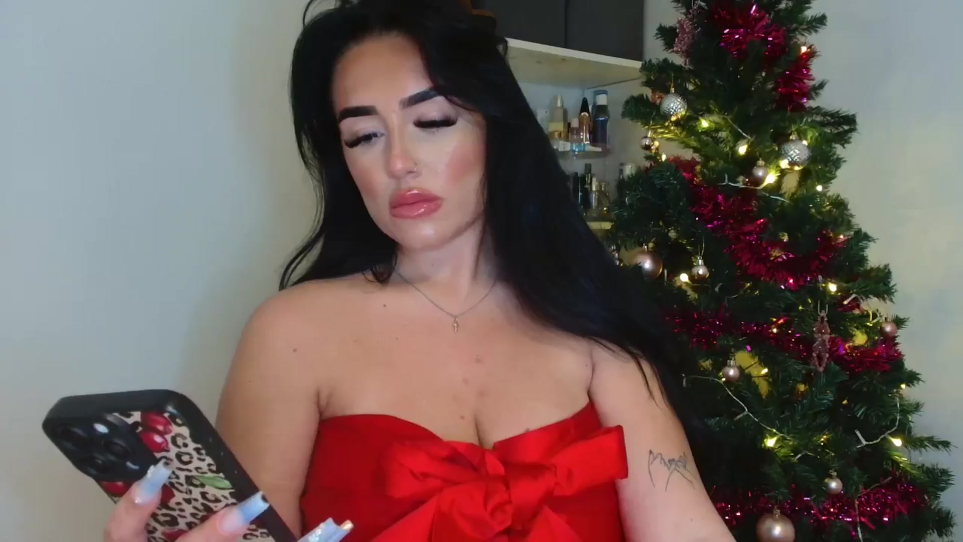 Gallery image thumbnail from ElleBloom's myfreecams stream on, 12/05/2024, 23:24 image 19 of 20