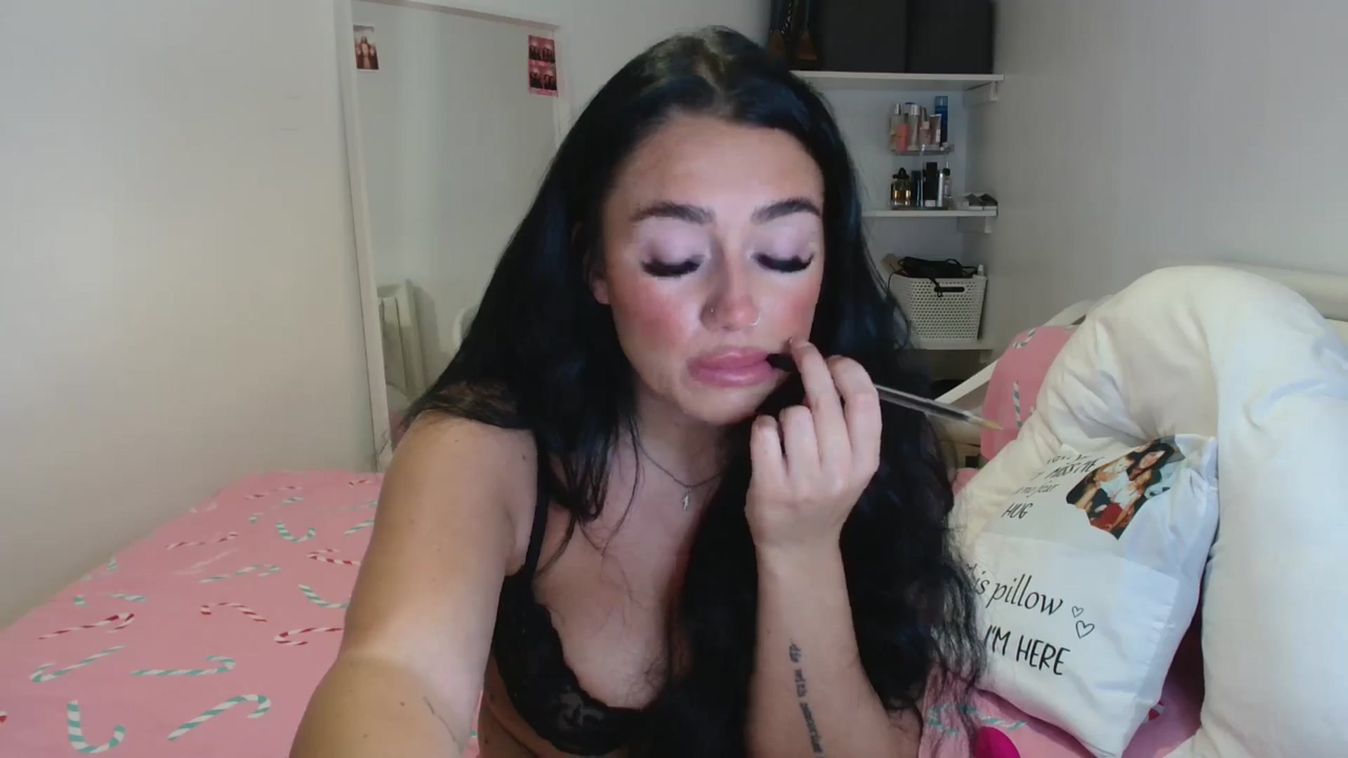Gallery image thumbnail from ElleBloom's myfreecams stream on, 01/20/2025, 15:14 image 16 of 20